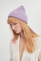 Czapka damska TWINSET ACTITUDE. Czapki damskie Twinset Milano, bez wzorów. W wyprzedaży za 213.57 zł.
