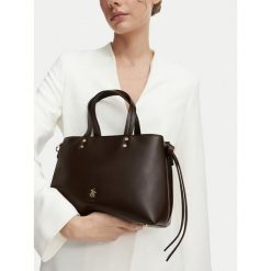 Torebka Beverly Hills Polo Club. Brązowe torebki klasyczne damskie Beverly Hills Polo Club, bez dodatków. Za 249.99 zł.