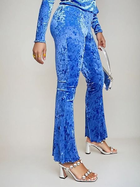 Monki Spodnie w kolorze niebieskim rozmiar: XL. Niebieskie spodnie materiałowe damskie Monki, bez wzorów, z materiału. Za 39.99 zł.