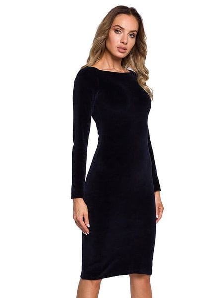 Made of emotion Sukienka w kolorze granatowym rozmiar: L. Niebieskie sukienki damskie Made Of Emotion, bez wzorów, z bawełny, bez ramiączek. Za 194.99 zł.