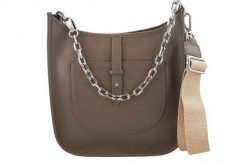 Listonoszka skórzana BARBERNI'S 945-9 c. beżowa. Brązowe shopper bag Barberinis, bez wzorów, z lakierowanej skóry, duże, bez dodatków. Za 149.99 zł.