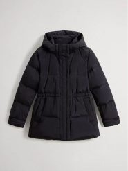 Woolrich Kurtka puchowa w kolorze czarnym rozmiar: L. Czarne kurtki damskie Woolrich, l, bez wzorów, z puchu, bez kaptura. Za 1,603.35 zł.