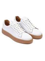 British Passport Skórzane sneakersy w kolorze białym rozmiar: 39. Białe obuwie sportowe damskie British Passport, bez zapięcia. Za 347.99 zł.