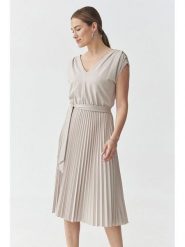 TATUUM Sukienka w kolorze jasnoszarym rozmiar: L. Szare sukienki damskie TATUUM, bez wzorów, bez ramiączek. Za 247.99 zł.