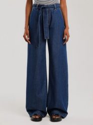 Jeansy damskie wide z paskiem granatowe Julii 550. Niebieskie jeansy damskie Big Star, bez wzorów, z denimu. Za 299.99 zł.