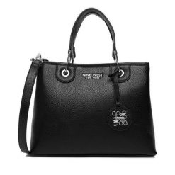 Torebka Nine West. Czarne kuferki damskie Nine West, bez wzorów, bez dodatków. Za 249.99 zł.