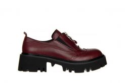 Półbuty Bayla-161 054 2894 750 Bordo 161385, Skóra naturalna - 41. Czerwone półbuty damskie Bayla, bez wzorów, z gumy, bez obcasa, na platformie, bez zapięcia. W wyprzedaży za 269.10 zł.