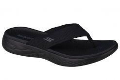 Japonki damskie, On The Go 600 Sunny. Czarne klapki damskie Skechers, bez wzorów, z materiału, bez obcasa, bez zapięcia. Za 199.99 zł.