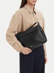 GINO ROSSI Torebka EO-PEONIA-LA321-2245-1 Czarny. Czarne torebki klasyczne damskie Gino Rossi, ze skóry, bez dodatków. Za 499.99 zł.