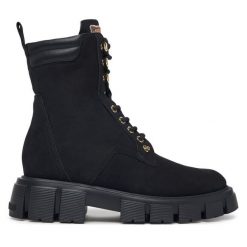 Trzewiki LOVE MOSCHINO. Czarne botki damskie Love Moschino, bez obcasa, na płaskiej podeszwie, bez zapięcia. Za 1,299.00 zł.
