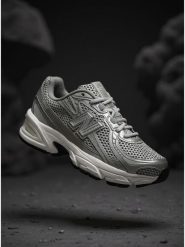 New Balance Sneakersy U740SG2 W Srebrny. Szare obuwie sportowe damskie New Balance, z materiału, bez zapięcia. Za 449.99 zł.
