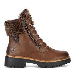 Botki Rieker. Brązowe botki damskie Rieker, bez obcasa, na płaskiej podeszwie, bez zapięcia. Za 335.00 zł.