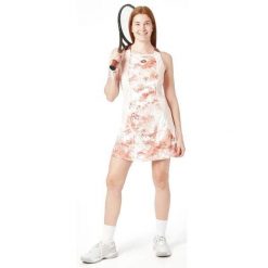 Sukienka tenisowa damska Lotto Tech IV-D2 dress. Czerwone sukienki damskie Lotto, bez wzorów, sportowe, bez ramiączek. Za 319.00 zł.