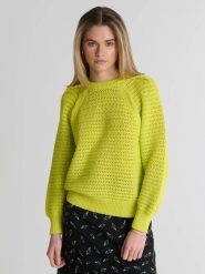 Sweter damski o ażurowym splocie limonkowy Funia 300. Zielone swetry klasyczne damskie Big Star, l, z jeansu, bez kołnierzyka. W wyprzedaży za 139.99 zł.