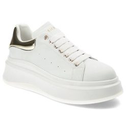 Białe Sneakersy GOE Modne Obuwie Damskie. Białe obuwie sportowe damskie GOE, na wiosnę, ze skóry, bez zapięcia. Za 399.00 zł.