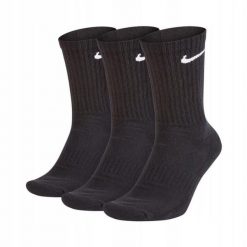 Skarpetki Nike Everyday. Czarne skarpetki damskie Nike, bez wzorów. W wyprzedaży za 59.90 zł.