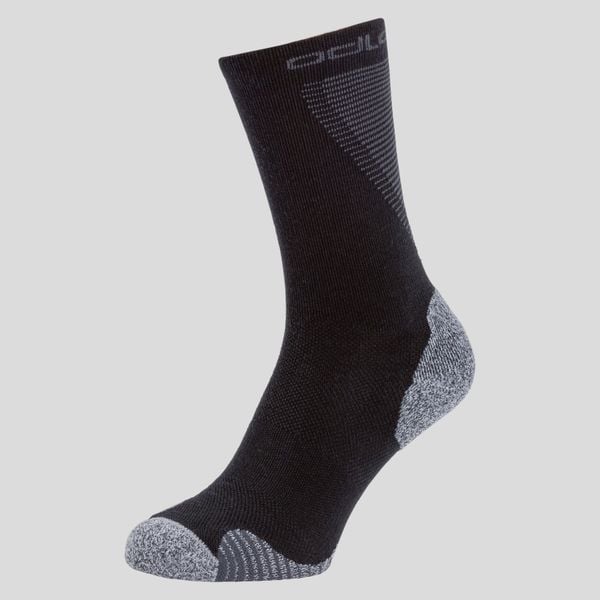 Skarpety Active Warm ODLO. Czarne skarpetki damskie ODLO, bez wzorów, z materiału. Za 98.85 zł.