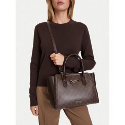 Torebka Nine West. Brązowe kuferki damskie Nine West, bez wzorów, bez dodatków. Za 259.99 zł.