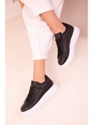 Trendyol Sneakersy w kolorze czarnym rozmiar: 39. Czarne obuwie sportowe damskie Trendyol, bez zapięcia. Za 78.99 zł.