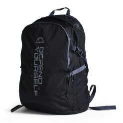 Plecak treningowy MANTO Cross Reflective. Czarne plecaki MANTO, bez wzorów. Za 249.99 zł.