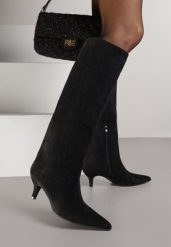Czarne Eleganckie Kozaki do Kolana na Obcasie Typu Kaczuszka Tesaira. Czarne kozaki damskie Born2be, z jeansu, bez obcasa, na obcasie, bez zapięcia. Za 189.99 zł.