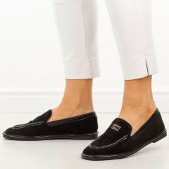 Czarne mokasyny damskie Vinceza 62271. Brązowe mokasyny damskie VINCEZA, na lato, z jeansu, bez obcasa. Za 149.00 zł.