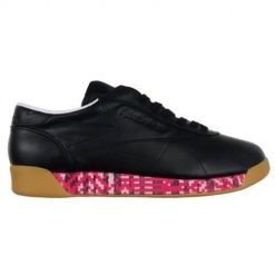 Buty do chodzenia damskie Reebok Freestyle Low Old Meets. Czarne obuwie sportowe damskie Reebok, z materiału, bez zapięcia, trekkingowe. Za 254.00 zł.