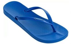 Japonki damskie plażowe do rekreacji Ipanema Anatomica Mix. Niebieskie klapki damskie Ipanema, z aplikacjami, z gumy, bez obcasa, na płaskiej podeszwie, bez zapięcia. Za 86.00 zł.