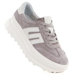 Skórzane półbuty damskie na platformie beżowe Vinceza 79614. Brązowe półbuty damskie VINCEZA, bez wzorów, ze skóry, bez obcasa, na platformie, bez zapięcia. Za 209.99 zł.