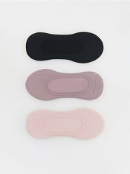 Skarpetki balerinki 3 pack - jasnofioletowy. Fioletowe skarpetki damskie Reserved, bez wzorów. W wyprzedaży za 32.99 zł.