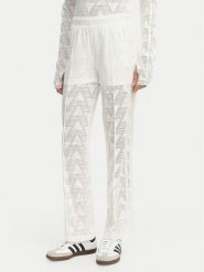 Adidas Spodnie dresowe Firebird Classic KE3455 Écru Regular Fit. Białe spodnie dresowe damskie Adidas, m, bez wzorów, z dresówki. Za 359.99 zł.