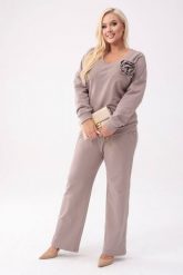 Bawełniany komplet dresowy Comfy w kolorze fango - bluza z różą + długie spodnie PLUS SIZE XXL OVERSIZE JESIEŃ. Szare bluzy damskie Moda Size Plus Iwanek, na jesień, plus size, z aplikacjami, z bawełny, bez kaptura. Za 349.90 zł.