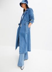 Trencz z denimu. Niebieskie płaszcze damskie bonprix, bez wzorów, z denimu, bez kaptura. Za 299.99 zł.
