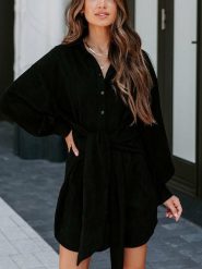 LA Angels Sukienka w kolorze czarnym rozmiar: M. Czarne sukienki damskie LA Angels, bez wzorów, bez ramiączek. Za 175.26 zł.