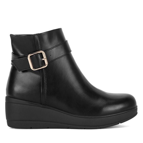 Botki Clara Barson. Czarne botki damskie Clara Barson, bez obcasa, na koturnie, bez zapięcia. Za 149.99 zł.