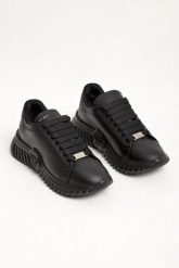 Sneakersy damskie marki PHILIPP PLEIN. Obuwie sportowe damskie Philipp Plein, bez zapięcia. W wyprzedaży za 2,137.85 zł.