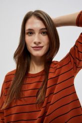 Bluza brązowa w paski. Brązowe bluzy damskie MOODO, xs, bez wzorów, z bawełny, bez kaptura. W wyprzedaży za 26.99 zł.