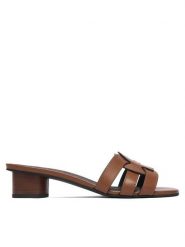 Furla Klapki Cilindro YL25CIL Y62000 AL 03B00 Brązowy. Brązowe klapki damskie Furla, bez wzorów, ze skóry, bez obcasa, bez zapięcia. Za 1,109.00 zł.