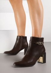 Brązowe Botki na Obcasie z Klamrą Latirra. Brązowe botki damskie Born2be, z jeansu, eleganckie, bez obcasa, na obcasie, bez zapięcia. Za 139.99 zł.