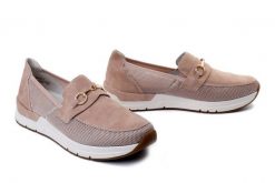 RIEKER 58955-31 pink, półbuty damskie. Czerwone półbuty damskie Rieker, bez wzorów, bez obcasa, bez zapięcia. Za 329.90 zł.