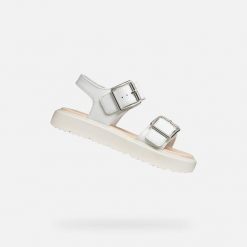 Sandały GEOX J SANDAL KODETTE H Biały. Białe sandały damskie Geox, bez wzorów, z syntetyku, bez obcasa, bez zapięcia. Za 260.99 zł.