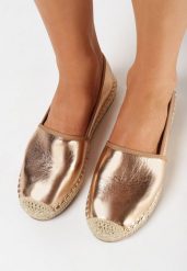Szampańskie Espadryle Kleorelia. Żółte espadryle damskie Born2be, bez wzorów, bez obcasa, na płaskiej podeszwie. Za 74.99 zł.