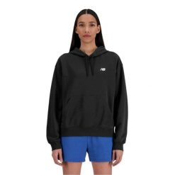 Bluza sportowa damska New Balance WT41507BK. Czarne bluzy damskie New Balance, s, bez wzorów, z materiału, z kapturem. Za 364.00 zł.