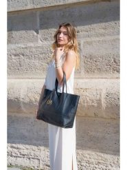 Maison héritage PARIS Skórzany shopper bag "Diccia" w kolorze czarnym - 40 x 30 x 11 cm rozmiar: onesize. Czarne shopper bag maison héritage PARIS, bez wzorów, z materiału, na ramię, bez dodatków. Za 404.95 zł.