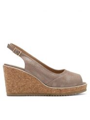 Clara Barson Sandały WS22257-02 Złoty. Żółte sandały damskie Clara Barson, bez wzorów, z syntetyku, bez obcasa, na koturnie, bez zapięcia. Za 89.99 zł.
