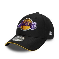Czapka New Era 9Forty Los Angeles Lakers. Czarne czapki z daszkiem damskie New Era, bez wzorów. Za 175.00 zł.
