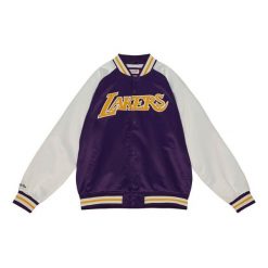 Lekka satynowa kurtka Los Angeles Lakers Primetime. Fioletowe kurtki damskie Mitchell & Ness, s, bez wzorów, z bawełny, bez kaptura. Za 522.00 zł.