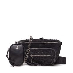 Saszetka nerka Steve Madden. Czarne nerki i saszetki damskie Steve Madden, bez wzorów. Za 349.99 zł.