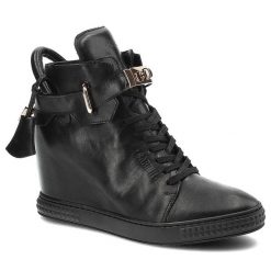 Czarne Sneakersy Carinii Wygodne Buty Damskie Na Koturnie. Czarne kozaki damskie Carinii, ze skóry, bez obcasa, na koturnie, bez zapięcia. Za 339.00 zł.