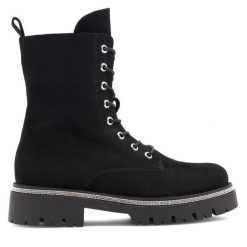 Trzewiki Jenny Fairy. Czarne botki damskie Jenny Fairy, bez obcasa, na płaskiej podeszwie, bez zapięcia. Za 159.99 zł.